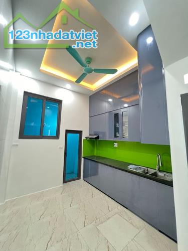 Siêu phẩm nhà Vũ Tông Phan, Thanh Xuân, 40m2, 5 tầng, 6 ngủ, KD ô tô đỗ cửa 9,3 tỷ - 3