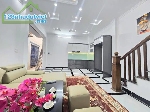 BÁN NHÀ KIM GIANG THANH LIỆT 6.5 TỶ 31M NHÀ CỰC ĐẸP VỀ Ở LUÔN - 1