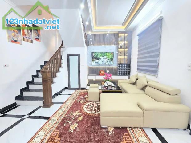 BÁN NHÀ KIM GIANG THANH LIỆT 6.5 TỶ 31M NHÀ CỰC ĐẸP VỀ Ở LUÔN - 3