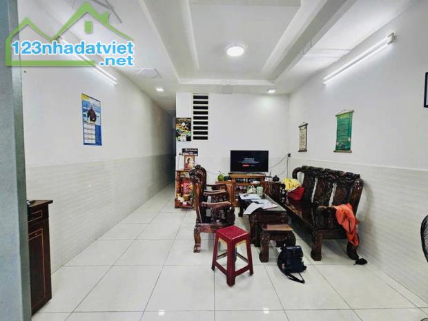Q12001 - Bán nhà HXH Tân Chánh Hiệp 13, 46m2 ngang 4m, 3PN, SHR, Nhỉnh 4 tỷ TL - 4