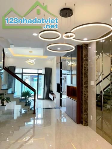 Bán nhà 4 tầng, 90m², 4PN, 5WC, Q.2, 8.2 tỷ, sổ hồng - 4
