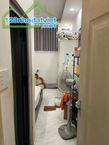Nhà Bán Q3 Hẻm 284/ Lê Văn Sỹ , DT 55m2 , 5 PN , 6 WC , Hẻm Thông Đẹp giá 6 tỷ 850