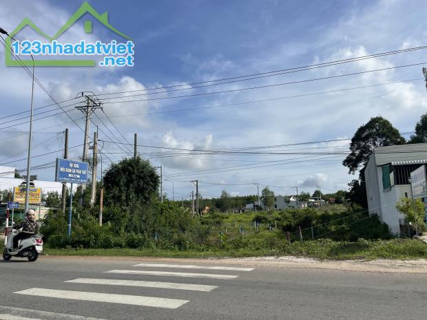 Bán đất thổ cư Quốc Lộ 55, Tân Phước, thị xã LaGi chỉ 2 tỷ gần cổng chào