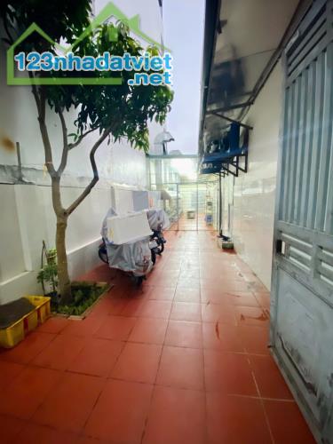 Cho thuê, sang nhượng Bếp trung tâm - Bếp sản xuất - sơ chế NVL tại Ngọc Thuỵ- Long Biên - 4