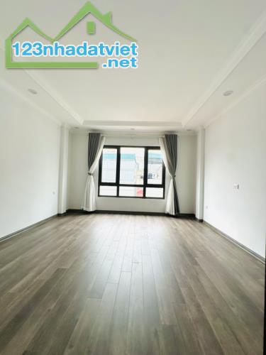 CỰC HIẾM - 5M RA OTO-10M RA PHỐ- NHÀ ĐẸP- MINH KHAI-HAI BÀ TRƯNG-33M- 7TỶ 5 - 2