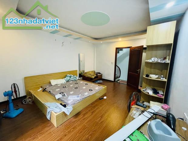 Ngõ 2 -  Cầu Bươu 30m 4 tầng  5.2x tỷ Thanh Trì PHÂN KHÚC HIẾM NHÀ BÁN