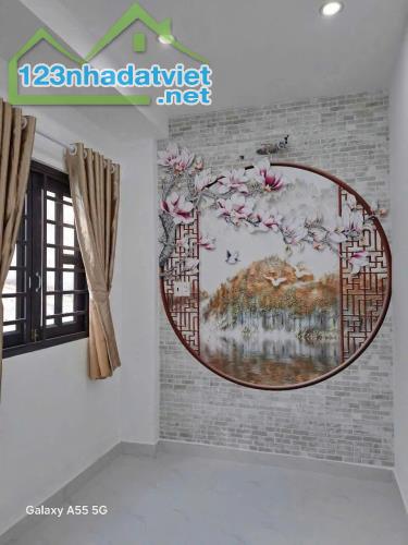 Nhà 3/ Lê Đình Cẩn, Tân Tạo dt 24m2 1 lầu 2pn 2wc giá 2,32 tỷ - 1