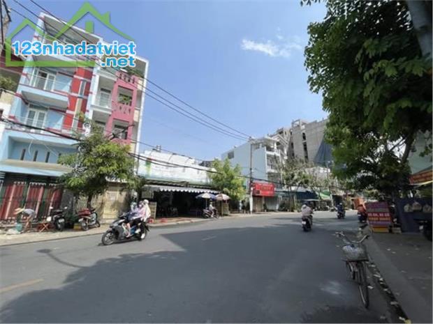 CHỦ GẤP BÁN - MẶT TIỀN 5 TẦNG SÁT TRƯỜNG CHINH QUẬN TÂN BÌNH - GẦN 80M2 (4 x 19), NHÀ ĐÚC