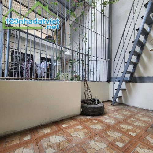 🏡 Nhà mới Ngọc Thụy, Long Biên, 30m2 x 4 tầng, Đủ nội thất, Ở ngay, Ko QH, giá 5 tỷ 2 - 5
