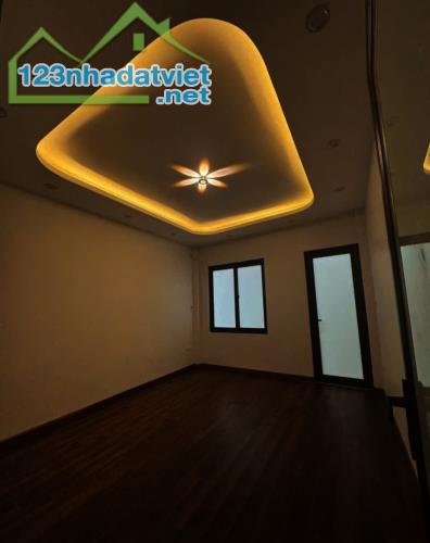 BÁN NHÀ ĐẸP NGUYỄN SƠN - 59.5M² - NHỈNH 14 TỶ – Ô TÔ VÀO NHÀ, THÔNG BÀN CỜ - 2