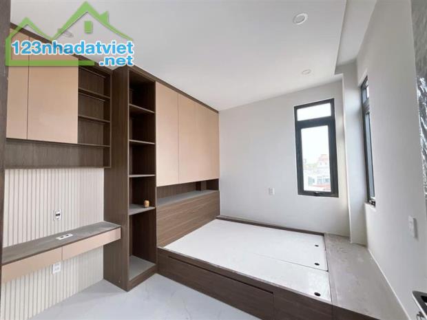 Bán gấp nhà mới đẹp lung linh ở ngay Phạm Hữu Lầu, full nội thất xịn, 58m2, SHR, - 1