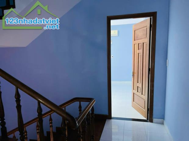 Bán nhà MT tại Lý Đạo Thành, 7 tỷ VND, 64 m2, 4PN + 3WC, hướng Đông Nam - 2