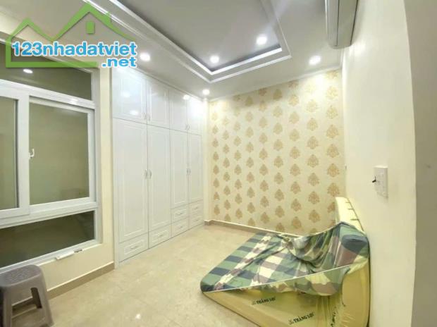 Kẹt tiền chủ cần bán nhanh căn nhà đường Chu Văn An, Quận Bình Thạnh. Giá chỉ 3 tỷ 440 - 5