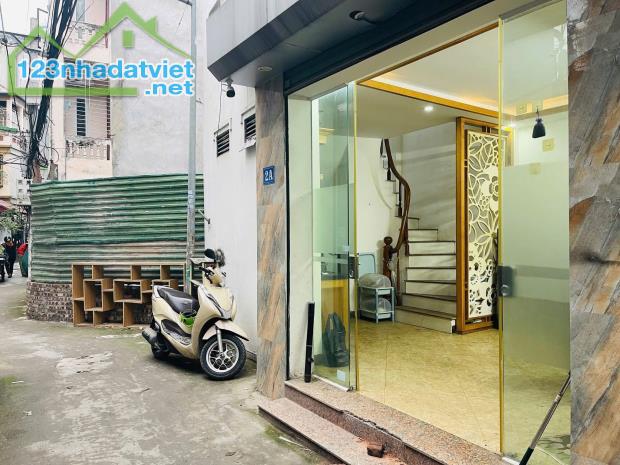 Hạ 500tr nhà Trần Thái Tông Cầu Giấy ngõ to gần phố 33m2 5T MT 6.76m đủ công năng ở luôn - 2