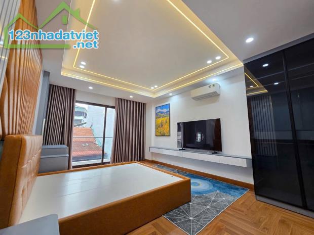 Nhà đẹp hiếm đường ô tô kinh doanh nhỏ ngõ Phố Nguyễn Văn Cừ DT 43m2 . Giá 12.75 tỷ - 3