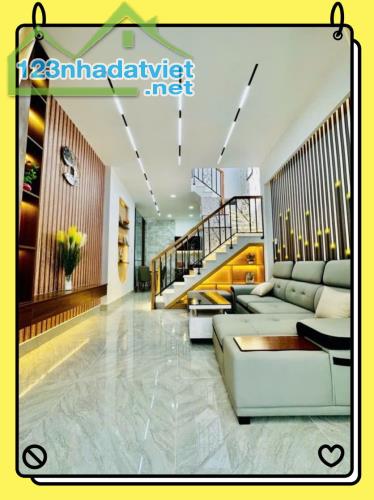 Bán nhà đẹp HXH Thống Nhất,DTSD 76m2,Full nội thất,Gần Cityland,Chỉ 4.x tỷ - 4