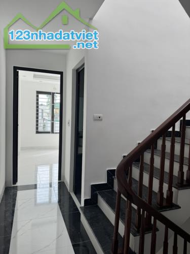 298 NGỌC HỒI - TẦM 5TỶ CÓ NHÀ MỚI 5TẦNG 40M2 NẰM TRONG KHU AN NINH - YÊN TĨNH - 1