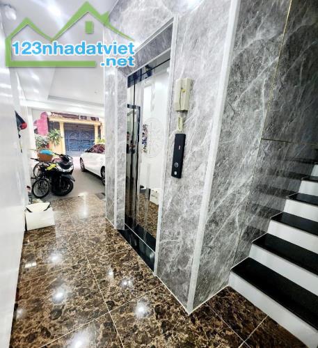 Nhà phố Yên Lạc 57M2 - 5 TẦNG, THANG MÁY -GARA Ô TÔ, đường trước nhà 6m