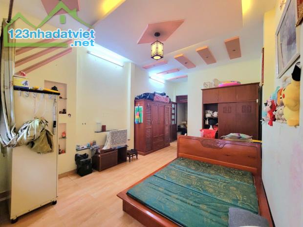 MẶT TIỀN DUY TÂN - P15 PHÚ NHUẬN - CHÍNH CHỦ GẤP BÁN - NHÀ 4 TẦNG BTCT - 9.2 TỶ - TL TỐT - 1