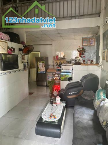 Bán đất tặng nhà Hẻm 6m 182 Lã Xuân Oai, Tăng Nhơn Phú A, 200m2, ngang 10m, chỉ 11 tỷ 999 - 2