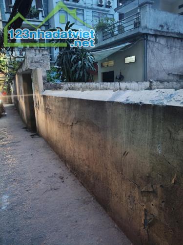 Mảnh đất hiếm còn sót lại tại Nguyễn Ngọc Vũ 45m2 sổ vuông đét, giá nhỉnh 9 tỷ - 3