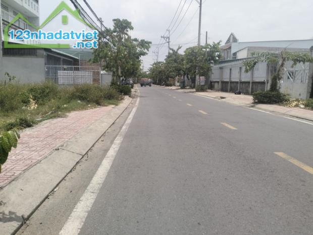 Lô đất đẹp Mặt tiền  Song Hành ,Hóc Môn , DT 272m2 .Giá rẻ 15.3 tỷ (TL) - 3
