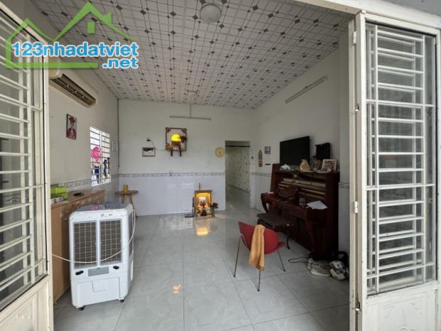 BÁN NHÀ CẤP 4 - HẺM Ô TÔ THÔNG - NGUYỄN VĂN CÔNG, P.3, GÒ VẤP - DT 107m2 (5x21) - 7.9 TỶ - 2