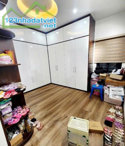 Phân Lô Giảng Viên ĐH Kinh Tế Quốc Dân phố Trần Đại Nghĩa Đồng Tâm HBT .DT 80m2 ô tô vào - 2
