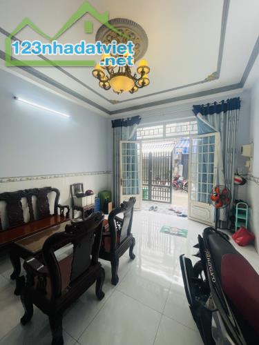 BÁN NHÀ 2 TẦNG, 130M2, NGÕ LÊ ĐÌNH CẨN, TÂN TẠO, BÌNH TÂN - GIÁ CHỈ 6.5 TỶ - SỔ HỒNG - 2