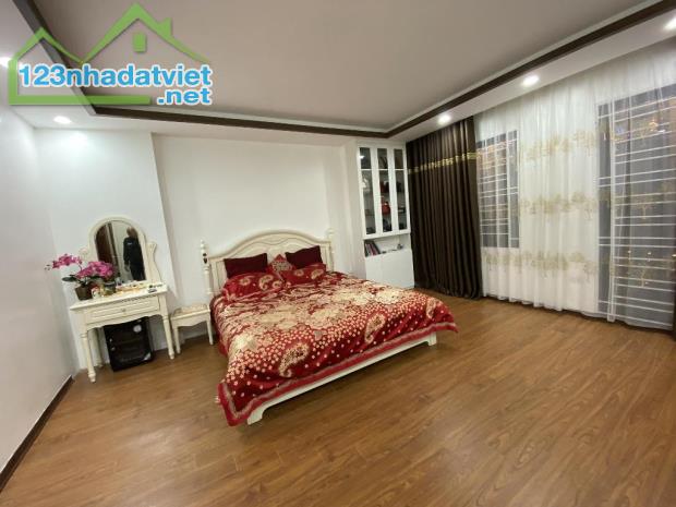 Bán Nhà 5 Tầng Thang Máy – Phố Đại La – Gần Trường Kinh Tế Quốc Dân – 40M2 – 8.7 Tỷ - 4