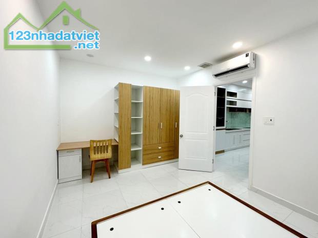 🏚️ BÁN NHÀ MẶT TIỀN HẺM KINH DOANH QUẬN 4
 
📣 KÈO THƠM KHU DÂN CƯ HIỆN HỮU KHÔNG LO