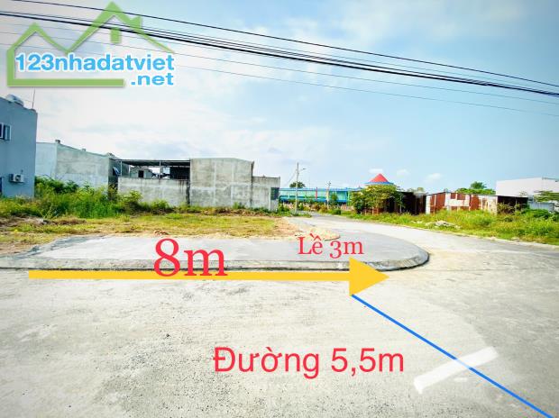 Lô góc KDC gần Bến Xe Đức Long – 130m2 – 2 tỷ xx