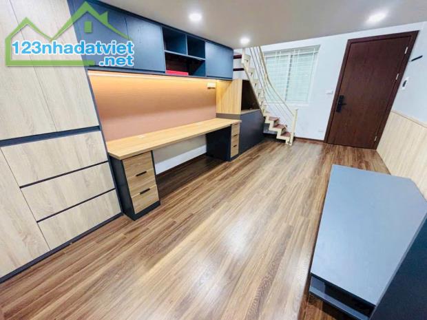 Bán căn hộ tập thể Minh Khai -dt 45M -2PN khép kín full nội thất giá 2.45 tỷ SĐ chính chủ