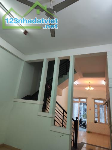 Cho thuê nhà 1 trệt 1 lầu, DT:175m2 tại số 3 đường B3 KDC Bắc Vĩnh Hải - 3