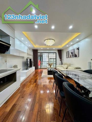 BÁN NHÀ PHÂN LÔ NGUYỄN VĂN HUYÊN, ÔTÔ TRÁNH, KINH DOANH BẤT CHẤP, 56M2 CHỈ 18 TỶ - 1