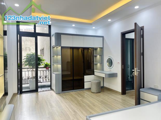 Bán nhà Khương Đình, Thanh Xuân, nhà đẹp full nội thất, gần ngay phố - 2