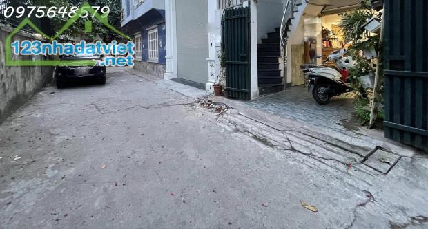 Bán nhà Văn Quán 100m Phân lô Ô tô tránh 2 thoáng kinh doanh tốt - 3