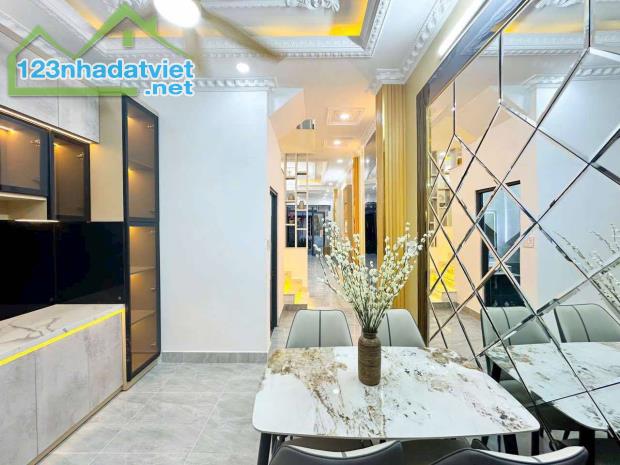 Siêu phẩm nhà mới hoàn thiện, Nhà Bè - Diện tích: 3.5m x 14m - Giá: 4 Tỷ 650