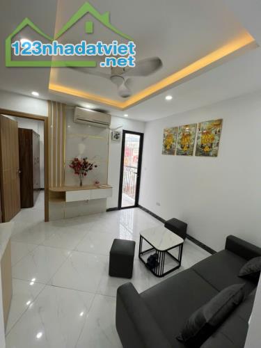 Bán căn 2Pn 47m cực đẹp thoáng tại Linh Quang, Đống Đa - 1