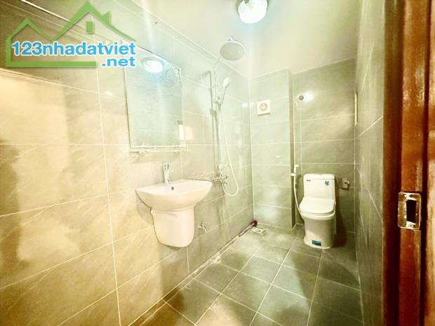 🏆BÁN NHÀ PHỐ LÊ LỢI, NGÕ THÔNG, ÔTÔ TRÁNH, MẶT TIỀN 4.5M, HÀ ĐÔNG, 40M HƠN 10 TỶ🍀
