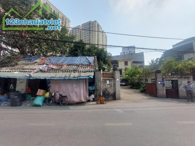 Cần bán 1000m đất dịch vụ tại Lĩnh Nam, mặt ngõ ô tô tránh, Lô góc, giá chỉ 30 tỷ - 1