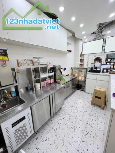 SANG NHƯỢNG CỬA HÀNG VỊ TRÍ ĐẸP TẠI CHÙA LÁNG - 1