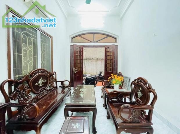 ĐƯỜNG LÁNG - MỘT NHÀ RA PHỐ - MẶT TIỀN RỘNG SỔ VUÔNG - CHÍNH CHỦ CẦN BÁN - 85M² NHỈNH 9 TỈ - 1