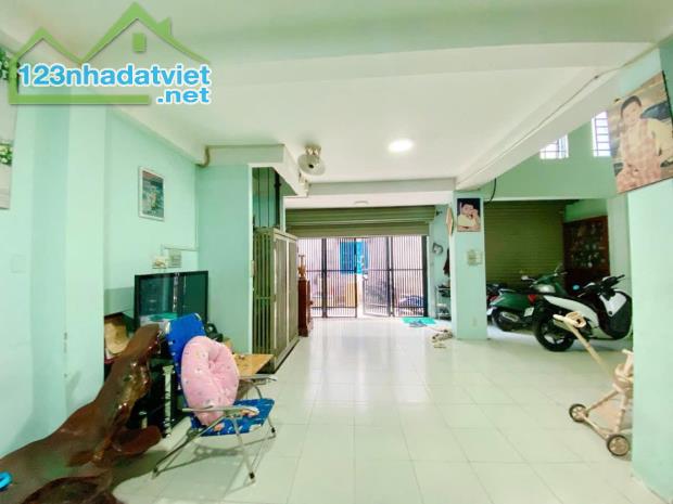 NHÀ BÁN HẺM LẠC LONG QUÂN, P.14, Q.TÂN BÌNH. 84M2 - NGANG KHỦNG - CHỈ 12 TỶ - 2