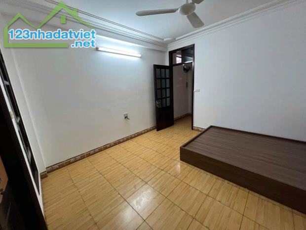 NGUYỄN CHÍ THANH.- PHÂN LÔ CÁN BỘ - 2 THOÁNG - Ô TÔ ĐỖ CỬA - NGÕ THÔNG - 55M² NHỈNH 14 TỈ - 1