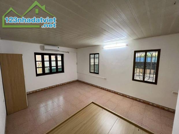 NGUYỄN CHÍ THANH.- PHÂN LÔ CÁN BỘ - 2 THOÁNG - Ô TÔ ĐỖ CỬA - NGÕ THÔNG - 55M² NHỈNH 14 TỈ - 3