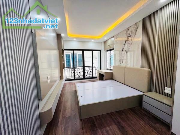 SIÊU PHẨM TẦM GIÁ TẠI BÁT KHỐI – NHÀ 5 TẦNG – 36m - Ô TÔ VÀO – NGÕ THÔNG – GẦN CHỢ - 3