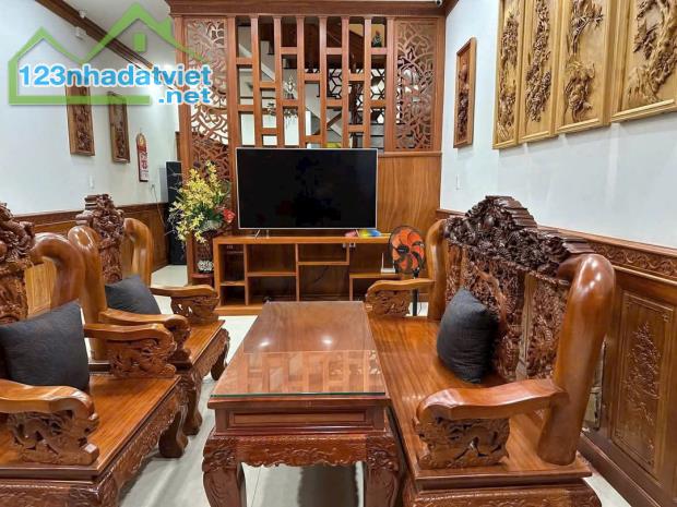 Nhà 3 Tầng (4.5x17) Hẻm xe hơi 6m 1/ Hiệp Thành 13, Quận 12 Giá rẻ hơn 6T - 1