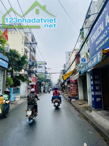 **Bán nhà mặt tiền Trần Mai Ninh, phường 12 Tân Bình; (4,5*35), 4 tầng - 4