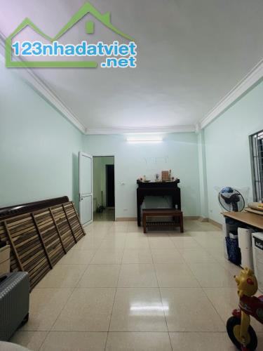 Bán nhà đường Lê Trọng Tấn thoáng sáng ô tô đỗ cửa dt 55m 5t mt 5m giá 6,55 tỷ - 5